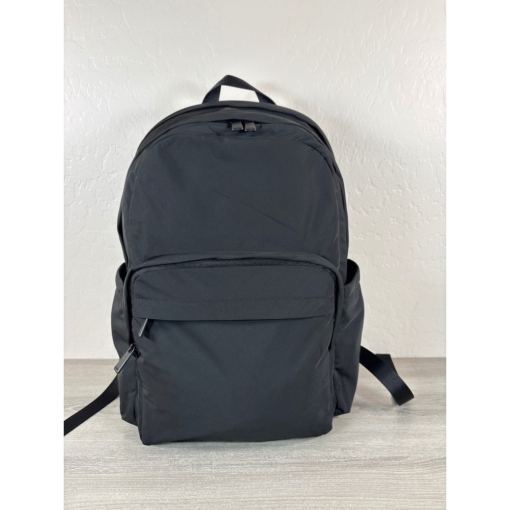 Away Featherlight Large Backpack 16" Laptop Sleeve - Jet Black